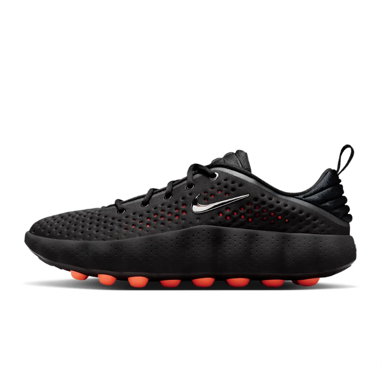 Nike Low-Top Sneakers - Black & Orange Pod Sole