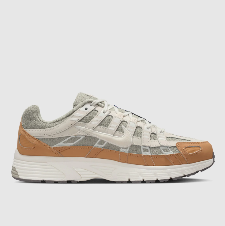 Nike Low-Top Sneakers - Cream, Grey & Tan