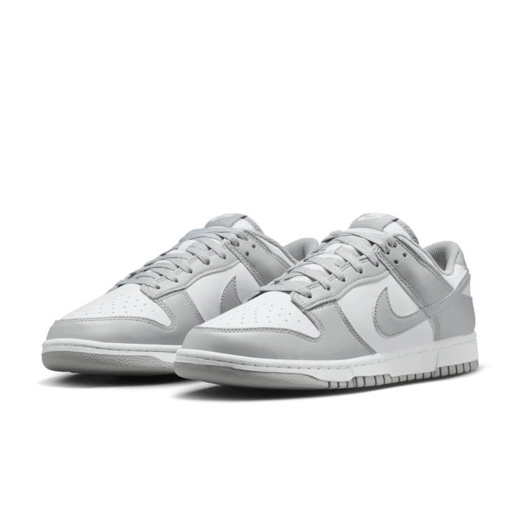 Nike Low-Top Sneakers - White & Light Grey