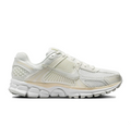 Nike Low-Top Sneakers - Ivory & Cream Sculpted Sole