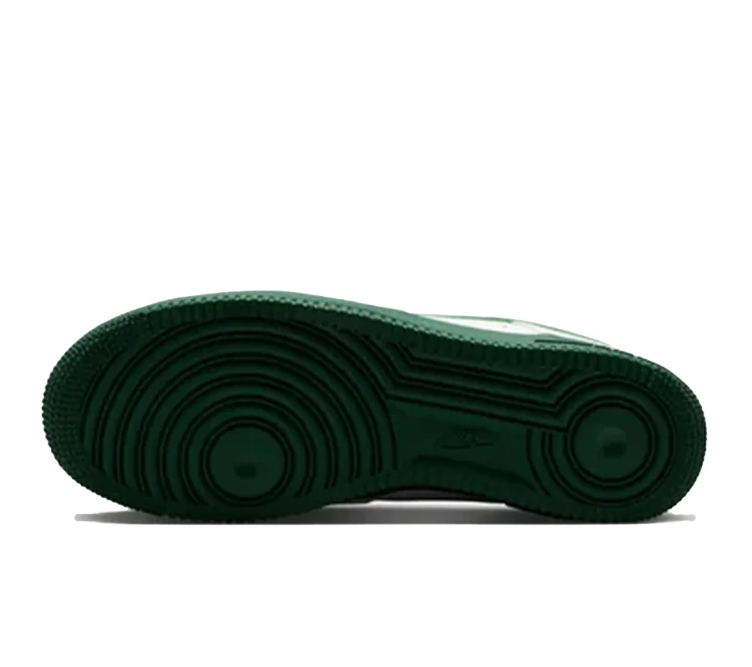 Nike Low-Top Sneakers - White & Dark Green