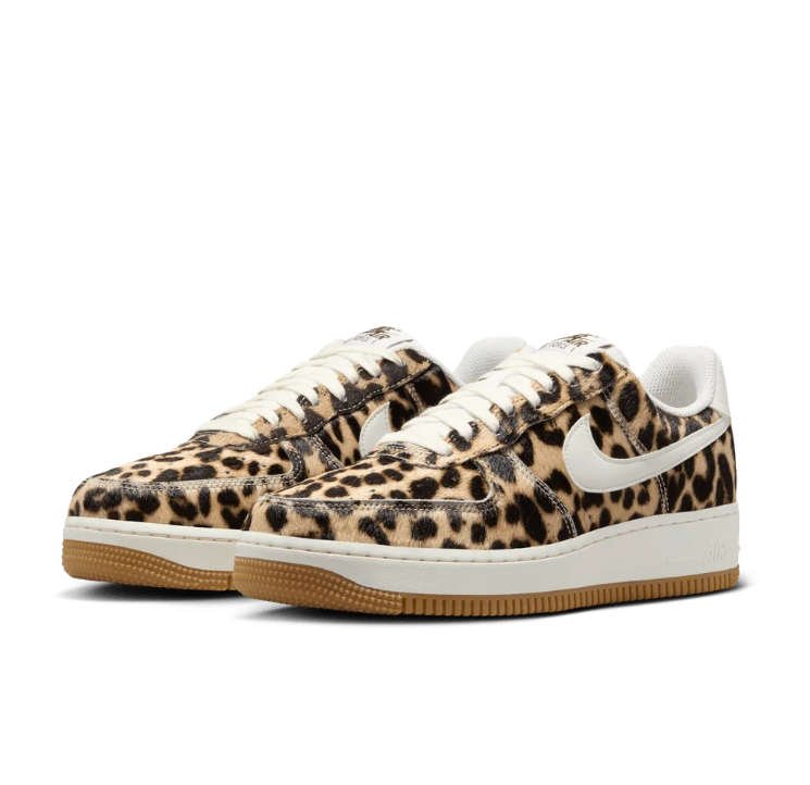 Nike Low-Top Sneakers - Leopard Print & Gum Sole