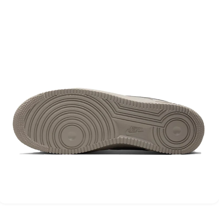 Nike Low-Top Sneakers - Stone Grey