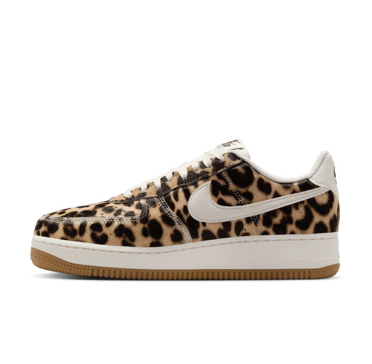 Nike Low-Top Sneakers - Leopard Print & Gum Sole