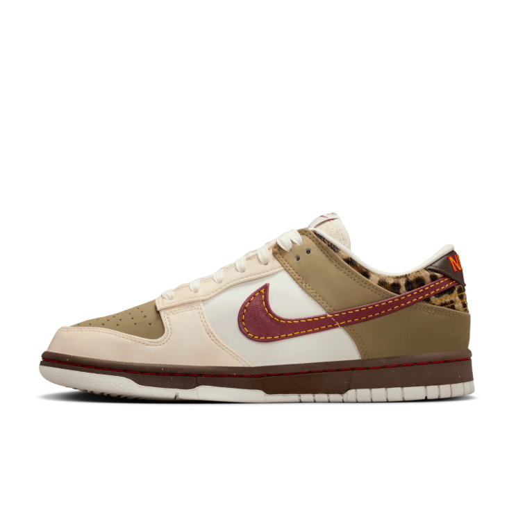 Nike Low-Top Sneakers - Cream & Khaki with Burgundy Details