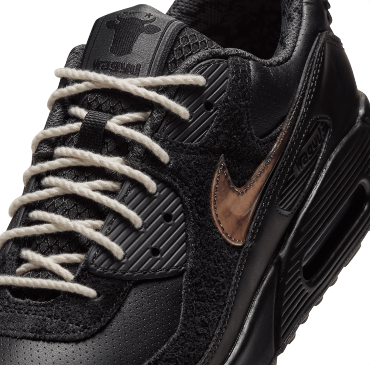 Nike Low-Top Sneakers - Black & Bronze with Cream Laces