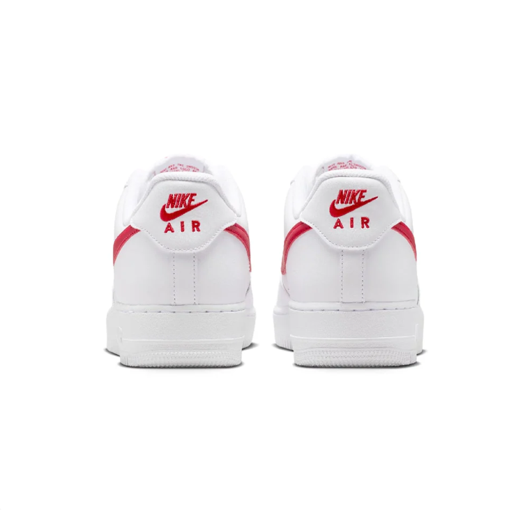 Nike Low-Top Sneakers - White & Red