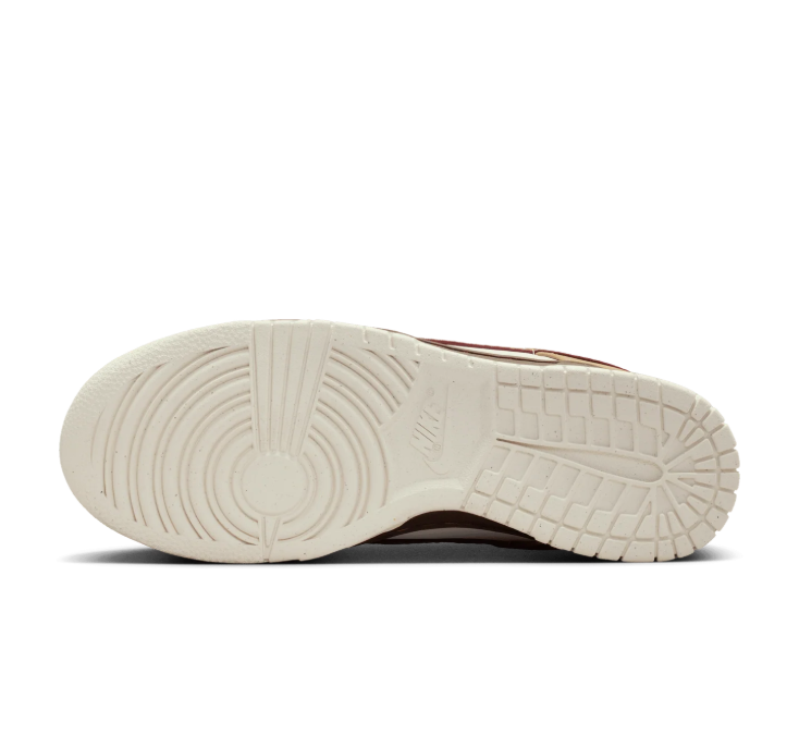Nike Low-Top Sneakers - Cream & Khaki with Burgundy Details