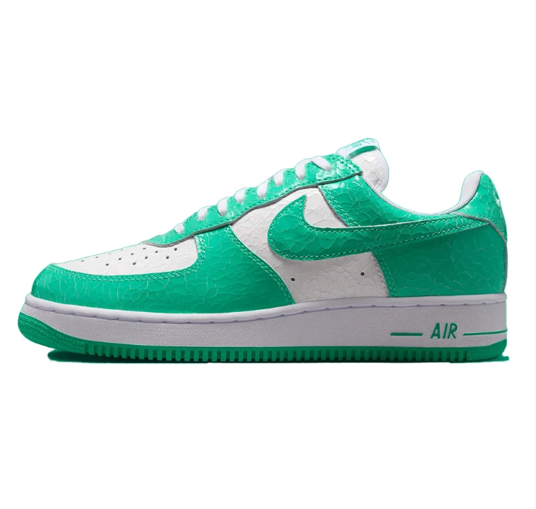 Nike Low-Top Sneakers - Green & White Textured