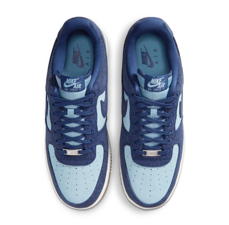 Nike Low-Top Sneakers - Navy & Light Blue with Gum Sole